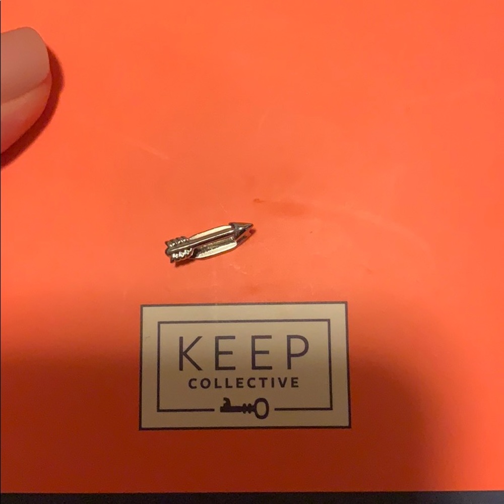 silver keep collective silver arrow charm